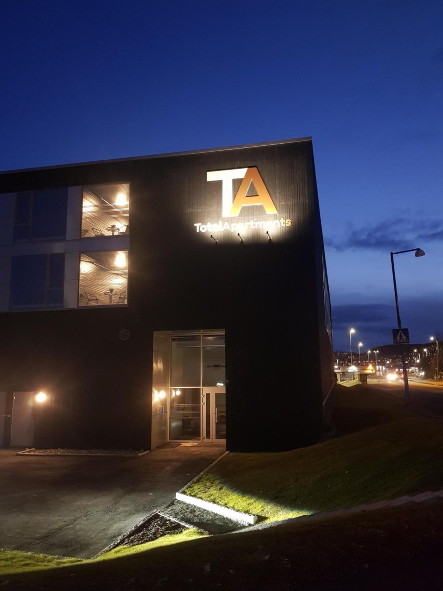 Totalapartments Stakkevollvegen Studio 特罗姆瑟 外观 照片
