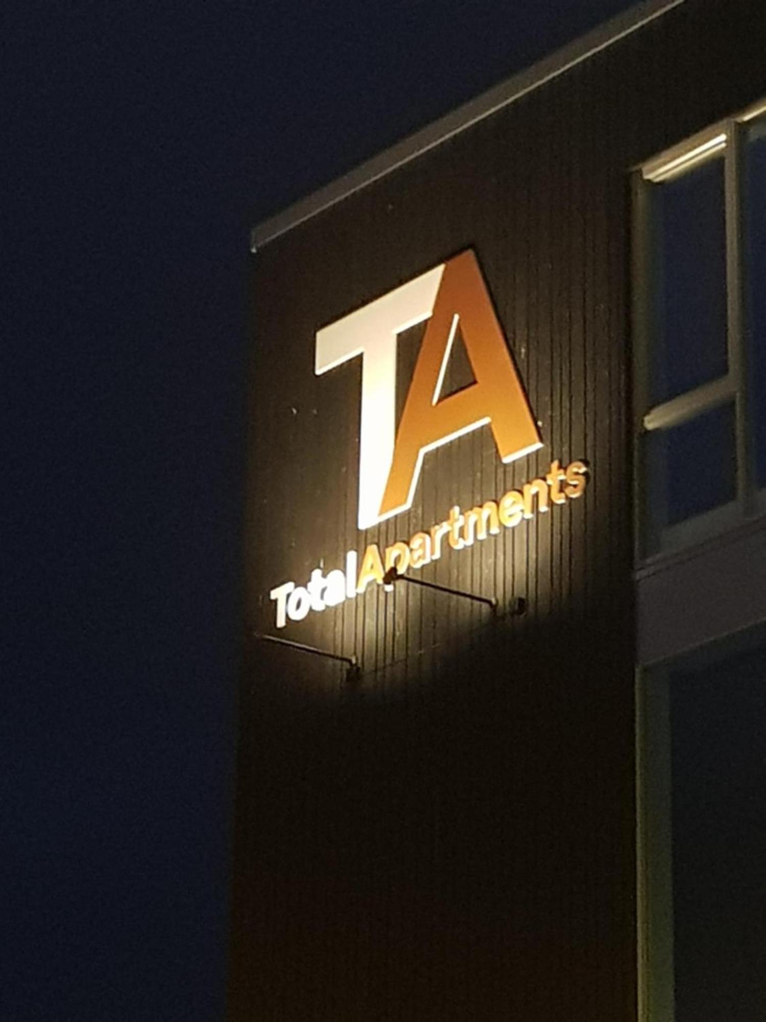 Totalapartments Stakkevollvegen Studio 特罗姆瑟 外观 照片